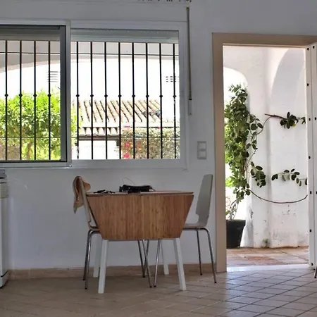 Apartamento Coqueto Estudio En Puerto Deportivo De Marina Del