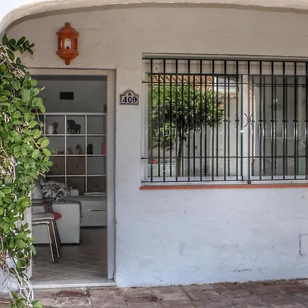 Coqueto Estudio En Puerto Deportivo De Marina Del Almuñécar